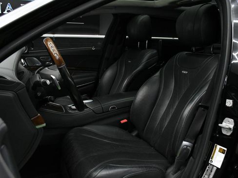 Used 2016 Mercedes-Benz Maybach S 600 image 27