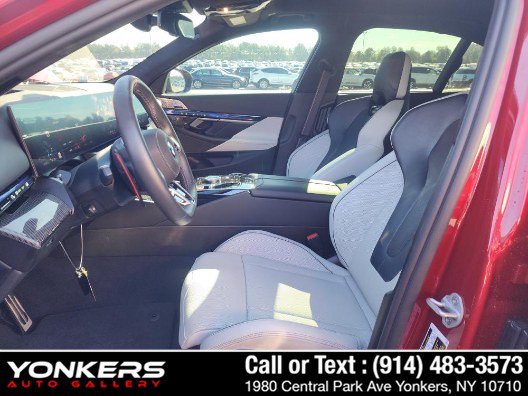 Used 2026 BMW M5 w/ Carbon Package AWD/4WD image 6