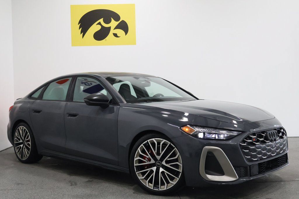 Used 2025 Audi S5 Prestige w/ Prestige Package AWD/4WD image 2