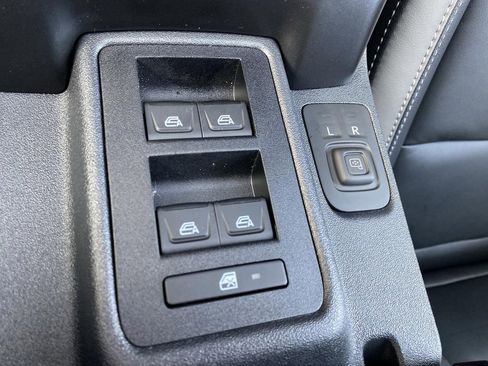 New 2025 Ford Bronco Outer Banks w/ Sasquatch Package image 31