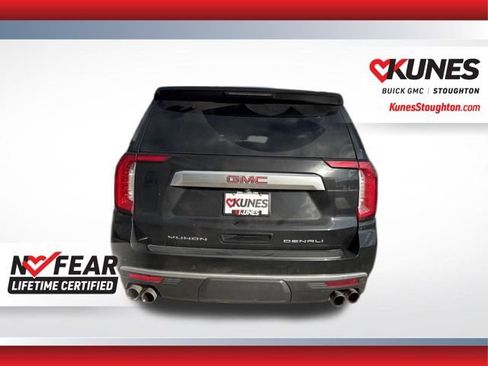 Used 2023 GMC Yukon Denali w/ LPO, Floor Liner Package image 10