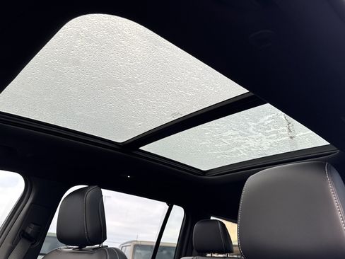 New 2025 Jeep Grand Cherokee L Limited w/ Luxury Tech Group II image 27