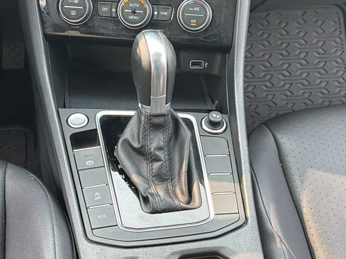 Used 2019 Volkswagen Jetta SE FWD image 15