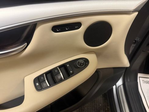 Used 2021 INFINITI QX50 Essential w/ Convenience Package image 23