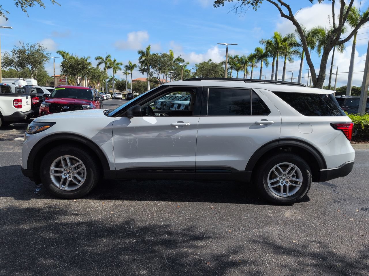 New 2026 Ford Explorer Active w/ Active Comfort Package RWD image 7