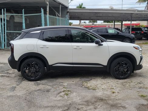 New 2026 Nissan Kicks SR w/ SR Premium Package AWD/4WD image 9