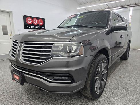 Used 2016 Lincoln Navigator L Reserve RWD image 7