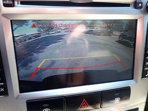 Used 2011 Hyundai Santa Fe Limited w/ Navigation Pkg 4 AWD/4WD image 22