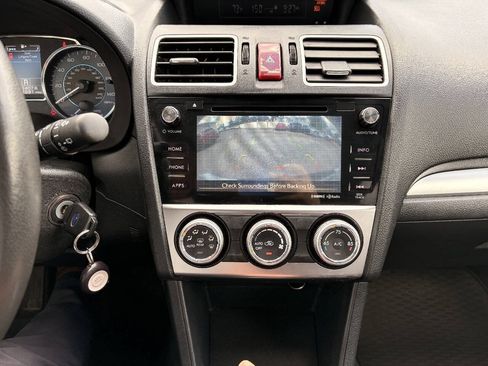 Used 2015 Subaru Crosstrek 2.0i Limited AWD/4WD image 39