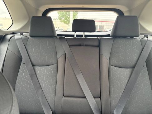 Used 2025 Toyota RAV4 XLE AWD/4WD image 20