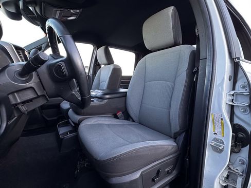 Used 2024 RAM 2500 Big Horn image 6