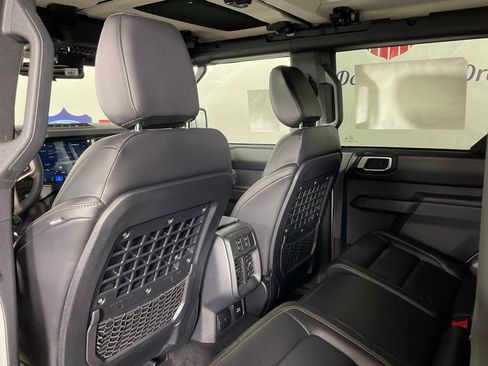 New 2026 Ford Bronco Badlands image 15