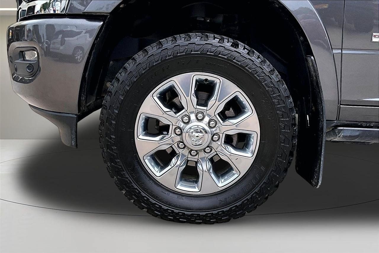 Used 2019 RAM 3500 Limited AWD/4WD image 35