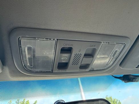 Used 2011 Honda Civic EX image 25