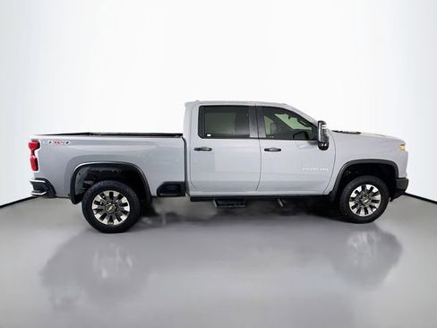 Used 2025 Chevrolet Silverado 2500 Custom w/ Custom Value Package AWD/4WD image 8