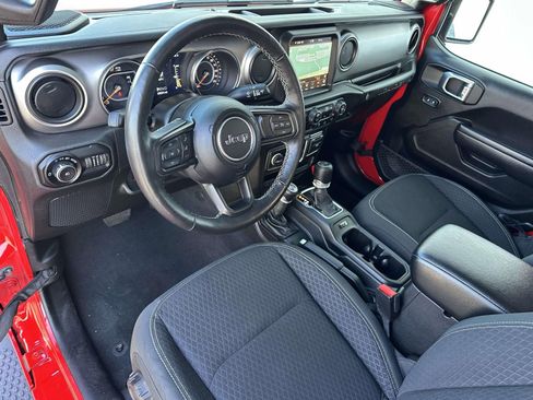 Used 2021 Jeep Wrangler Sport S image 9
