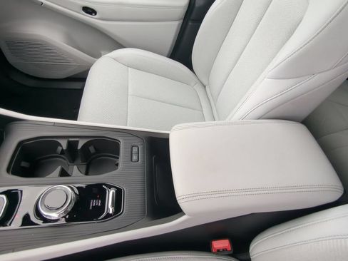 New 2026 Jeep Cherokee Laredo AWD/4WD image 21