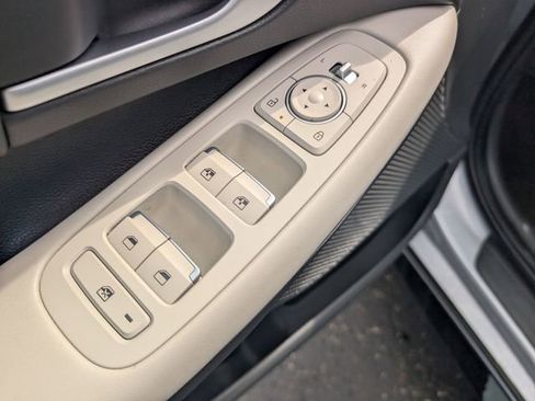 Used 2025 Hyundai Sonata SEL FWD image 15