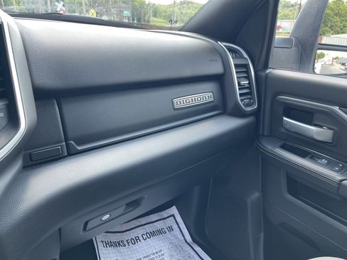 Used 2024 RAM 3500 Big Horn image 27