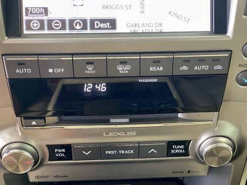 Used 2016 Lexus GX 460 w/ Premium Package AWD/4WD image 20