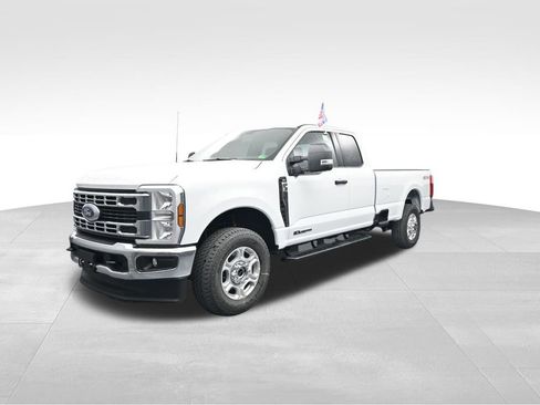 New 2026 Ford F350 XLT image 4
