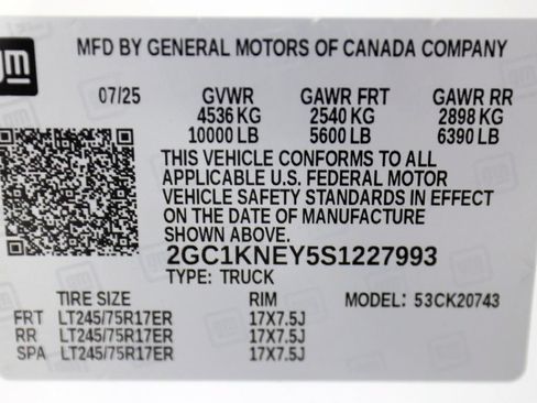Used 2025 Chevrolet Silverado 2500 LT w/ Convenience Package AWD/4WD image 46