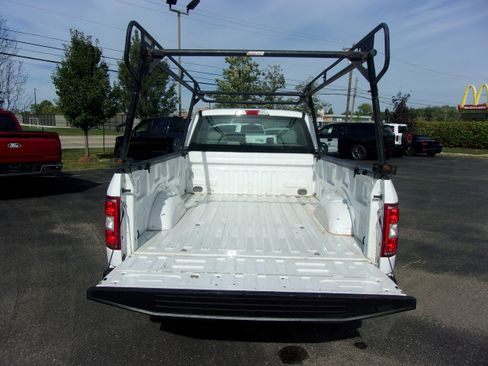 Used 2018 Ford F150 XL w/ Equipment Group 101A Mid RWD image 5