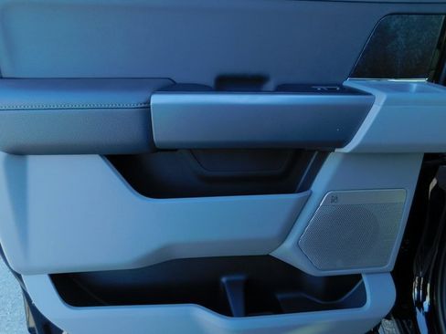 New 2026 Ford F250 XLT w/ XLT Premium Package image 24