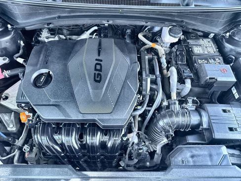 Certified 2023 Kia Sportage EX AWD/4WD image 12