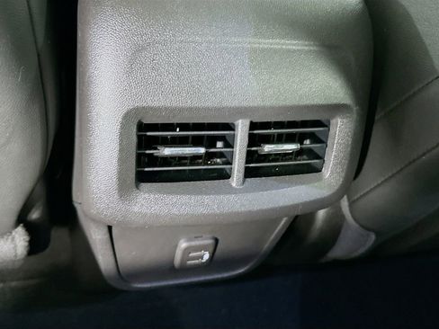 Used 2023 GMC Terrain SLT w/ Tech Package image 36