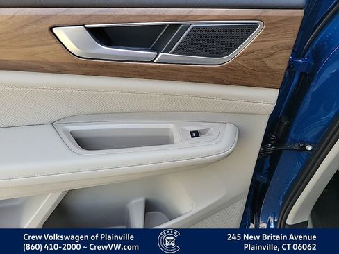 New 2026 Volkswagen Atlas SE image 48