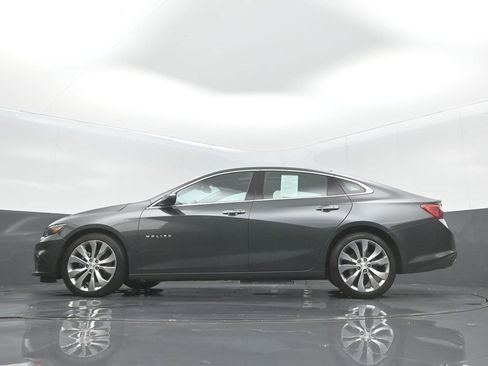 Used 2017 Chevrolet Malibu Premier w/ Premier Sun and Wheel Package image 14