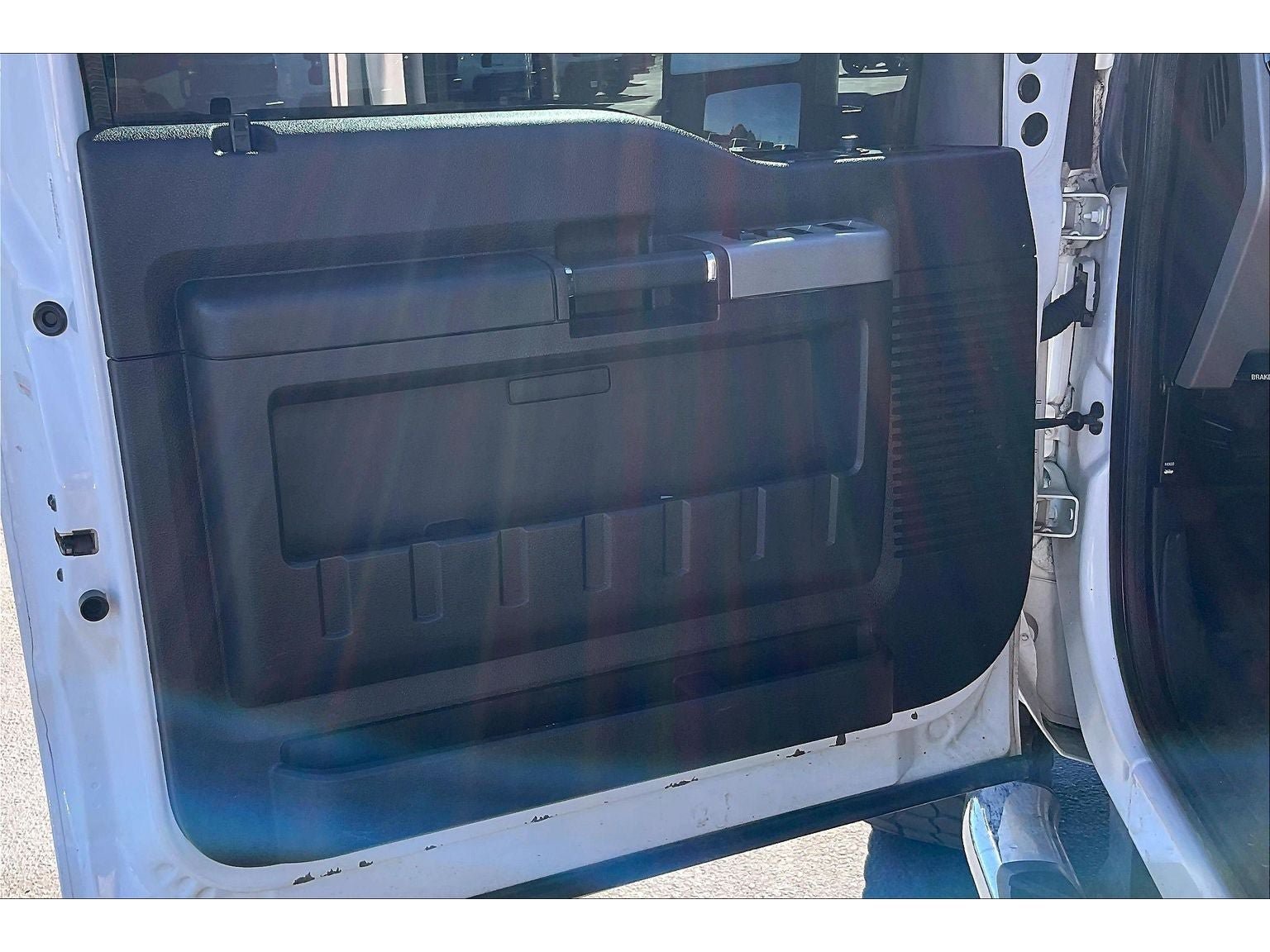 Used 2015 Ford F350 Lariat w/ Lariat Ultimate Package AWD/4WD image 25