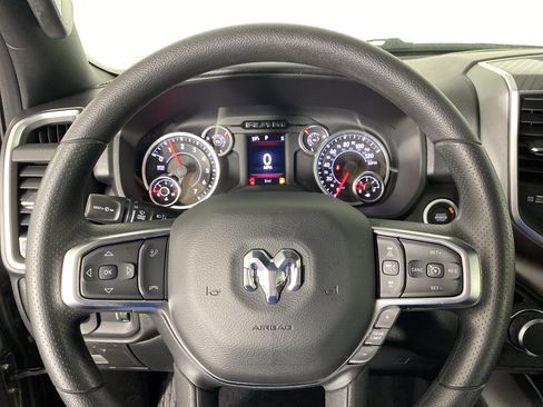New 2026 RAM 1500 Big Horn AWD/4WD image 15
