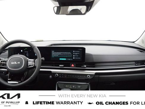 New 2026 Kia Carnival SX image 17