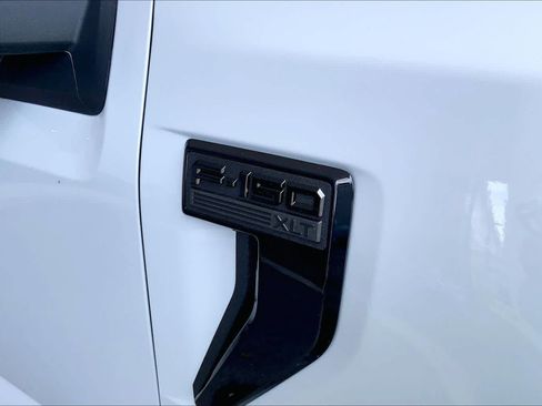 Used 2025 Ford F150 XLT w/ Equipment Group 302A MID AWD/4WD image 31