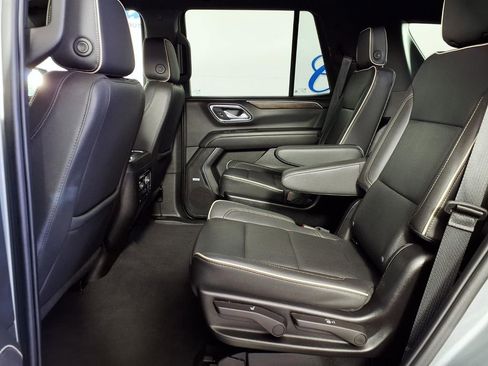Used 2024 Chevrolet Tahoe Premier RWD image 8