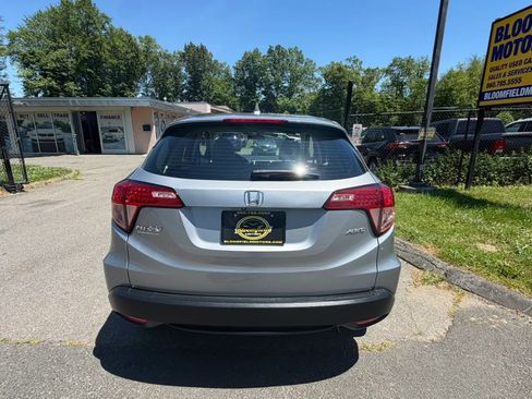 Used 2018 Honda HR-V LX image 4