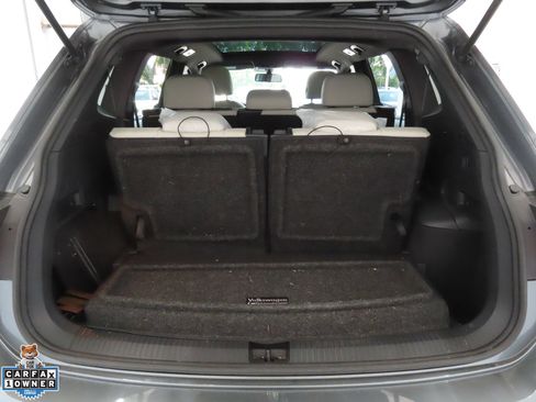 Used 2021 Volkswagen Tiguan SE R-Line FWD image 24