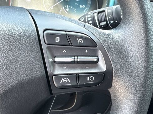 Used 2023 Hyundai Kona SEL FWD image 27