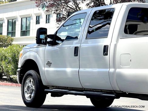 Used 2014 Ford F250 XLT w/ Camper Package image 8