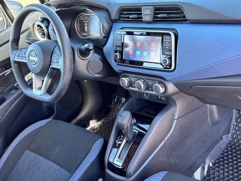 Certified 2025 Nissan Versa SV image 9