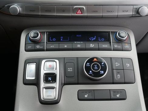 Used 2022 Hyundai Palisade SEL AWD/4WD image 32