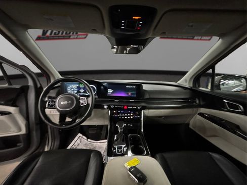 Certified 2024 Kia Carnival SX Prestige image 28
