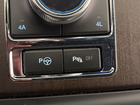 Used 2020 Ford Expedition King Ranch AWD/4WD image 36
