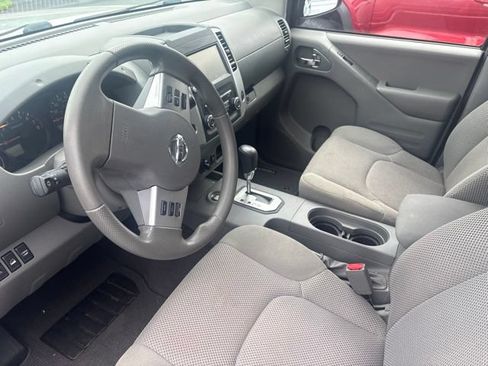 Used 2021 Nissan Frontier SV w/ SV Utility Package AWD/4WD image 7