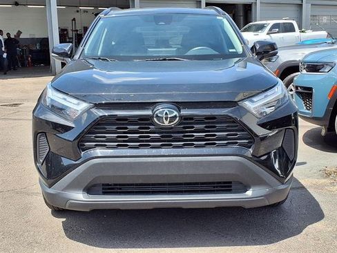 Used 2024 Toyota RAV4 XLE FWD image 21