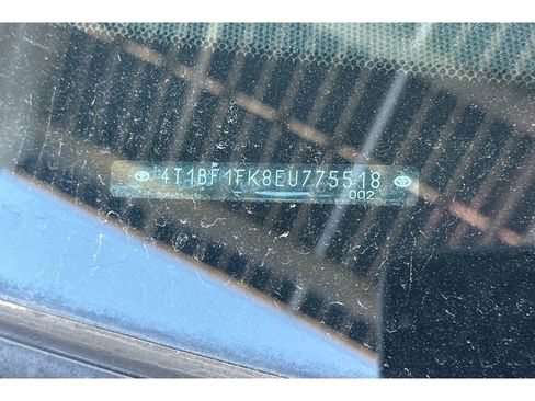 Used 2014 Toyota Camry SE image 8