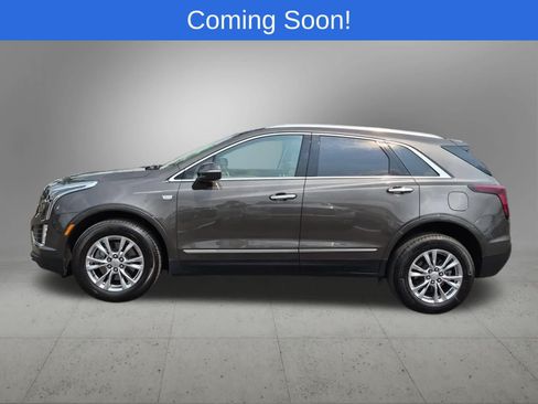 Used 2020 Cadillac XT5 Premium Luxury w/ LPO, Floor Liner Package FWD image 3