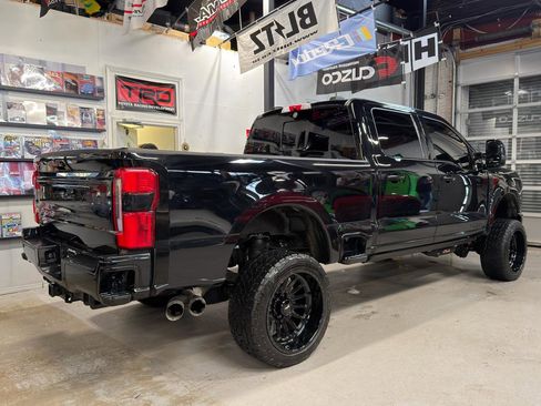 Used 2024 Ford F250 Limited w/ FX4 Off-Road Package image 5